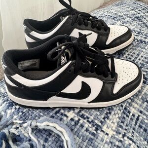 Nike Classic Black and White Low-Tops